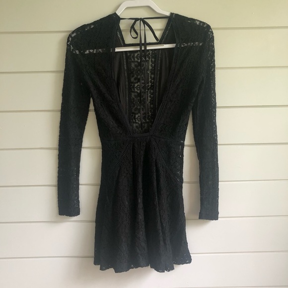 Tobi lace crochet dress - Picture 6 of 9